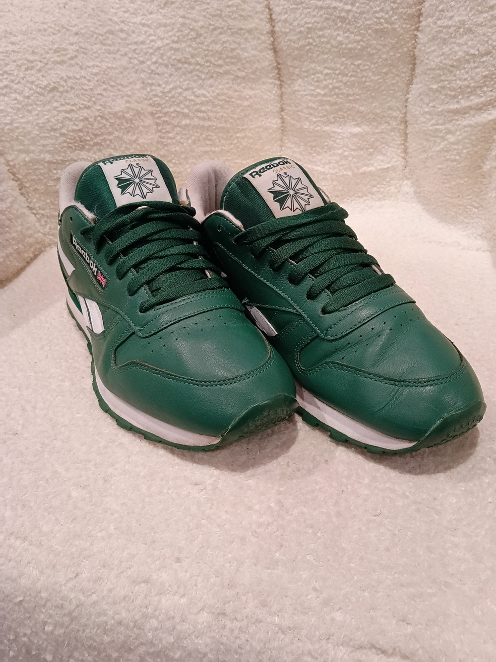Reebok Men's Green Leather Athletic Sneakers with White Accents